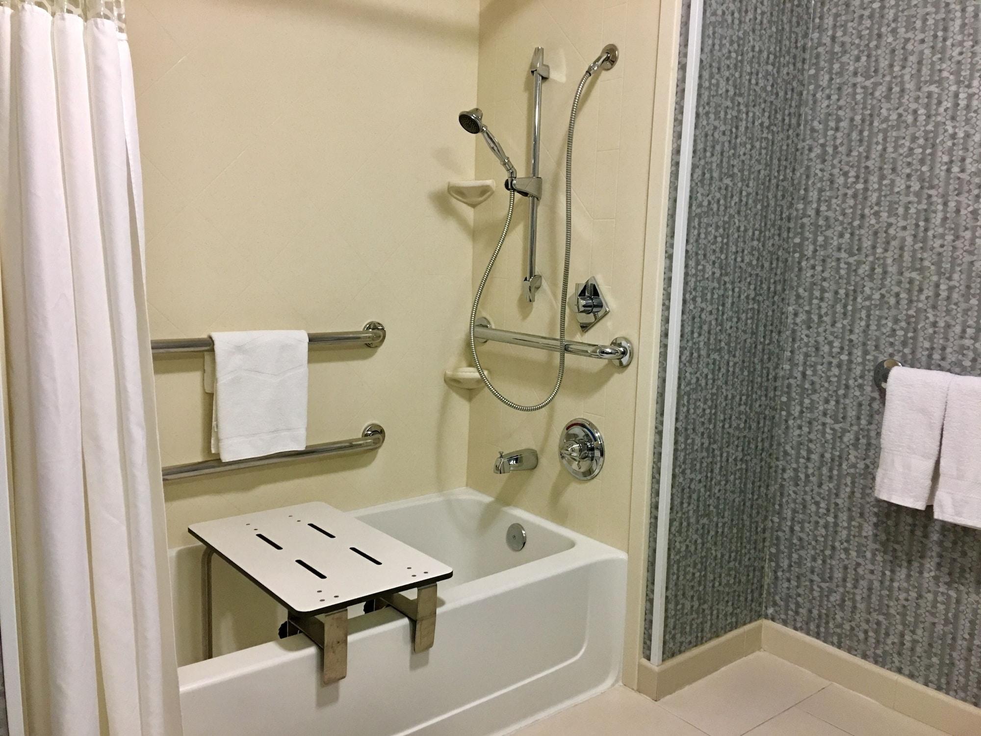 Hampton Inn And Suites Tulsa Central Kültér fotó