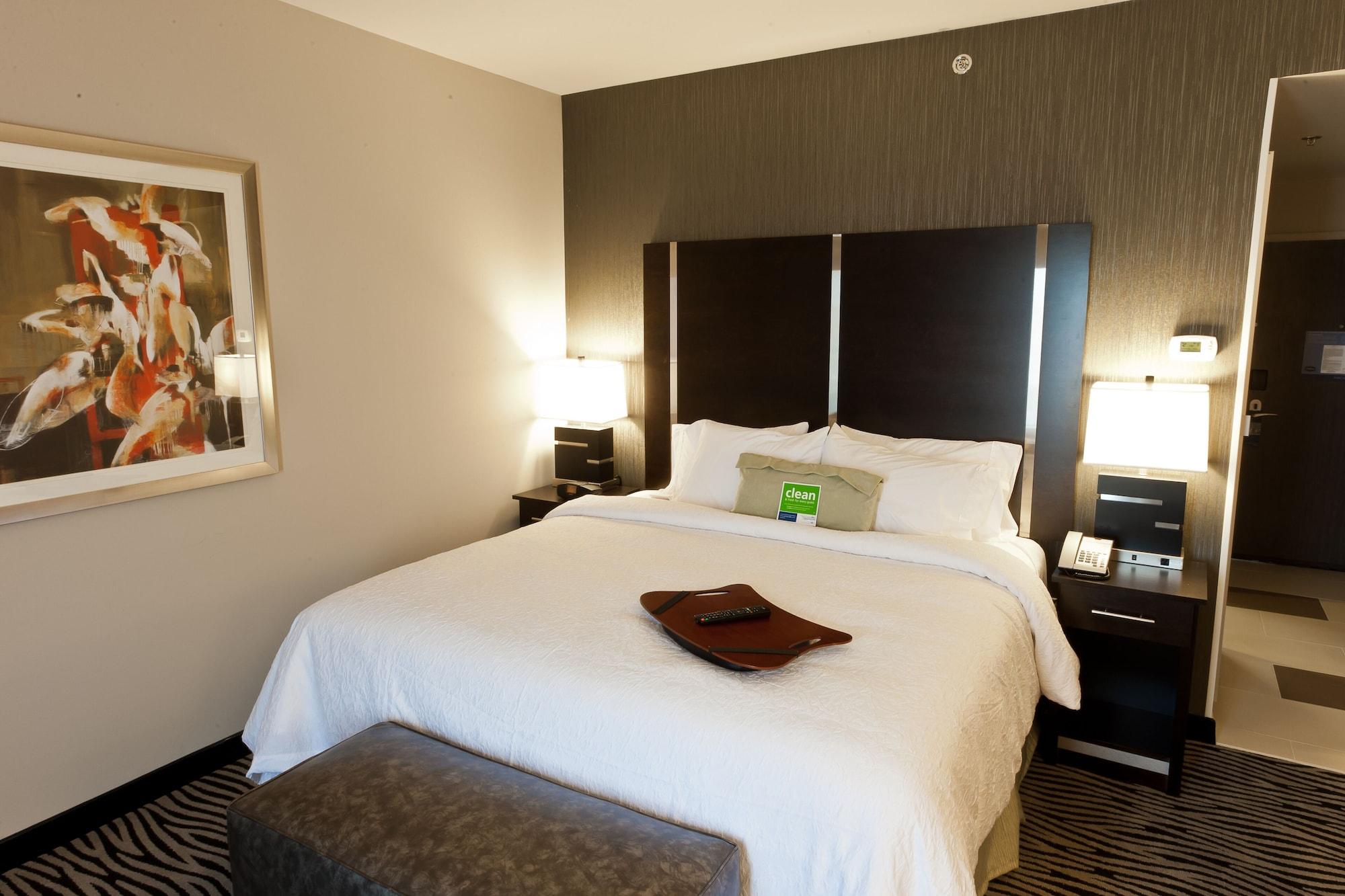 Hampton Inn And Suites Tulsa Central Kültér fotó