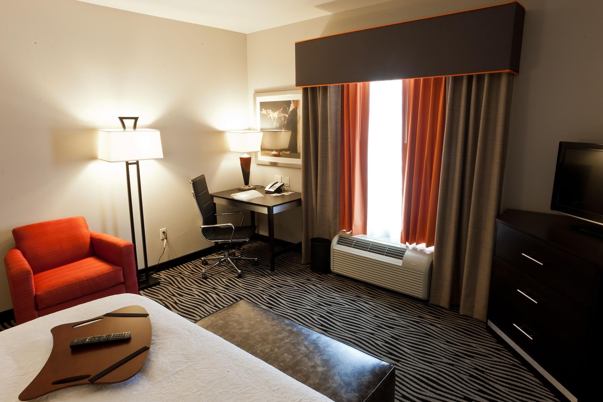 Hampton Inn And Suites Tulsa Central Kültér fotó