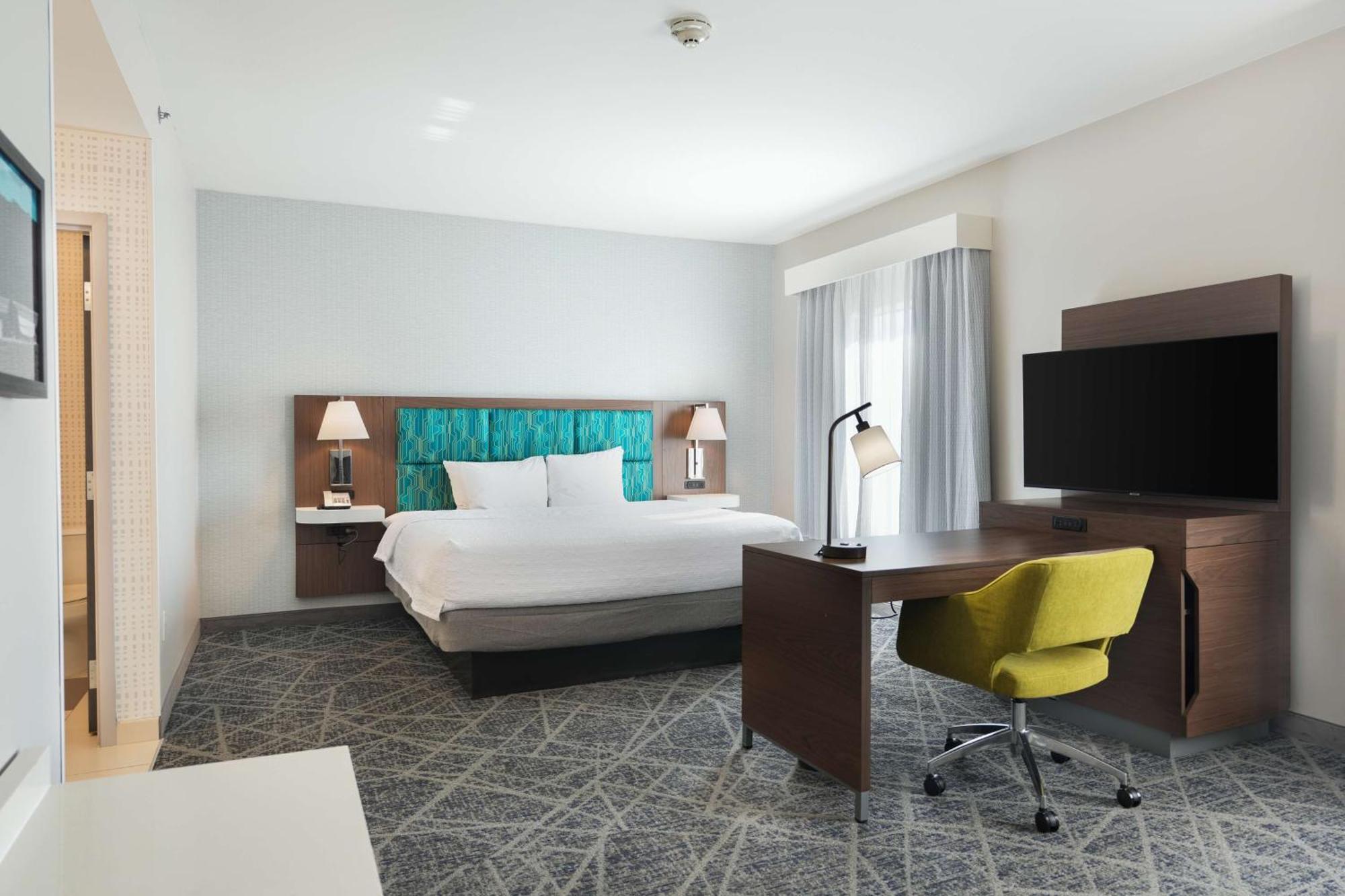 Hampton Inn And Suites Tulsa Central Kültér fotó