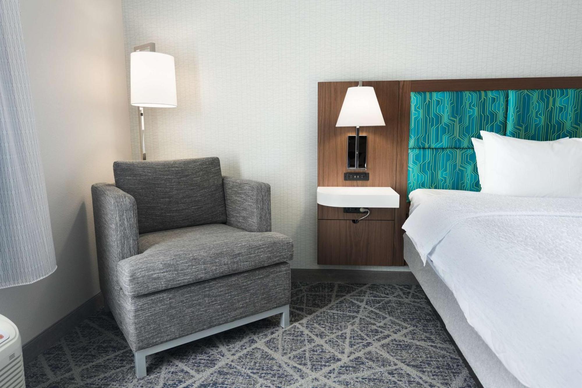 Hampton Inn And Suites Tulsa Central Kültér fotó